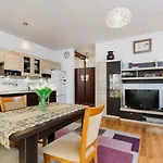 Apartments Krakow Osiedle Pod Debem